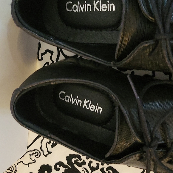Calvin Klein Men's Black Leather Dress Shoes Size 8.5 (Like New) - Picture 4 of 10